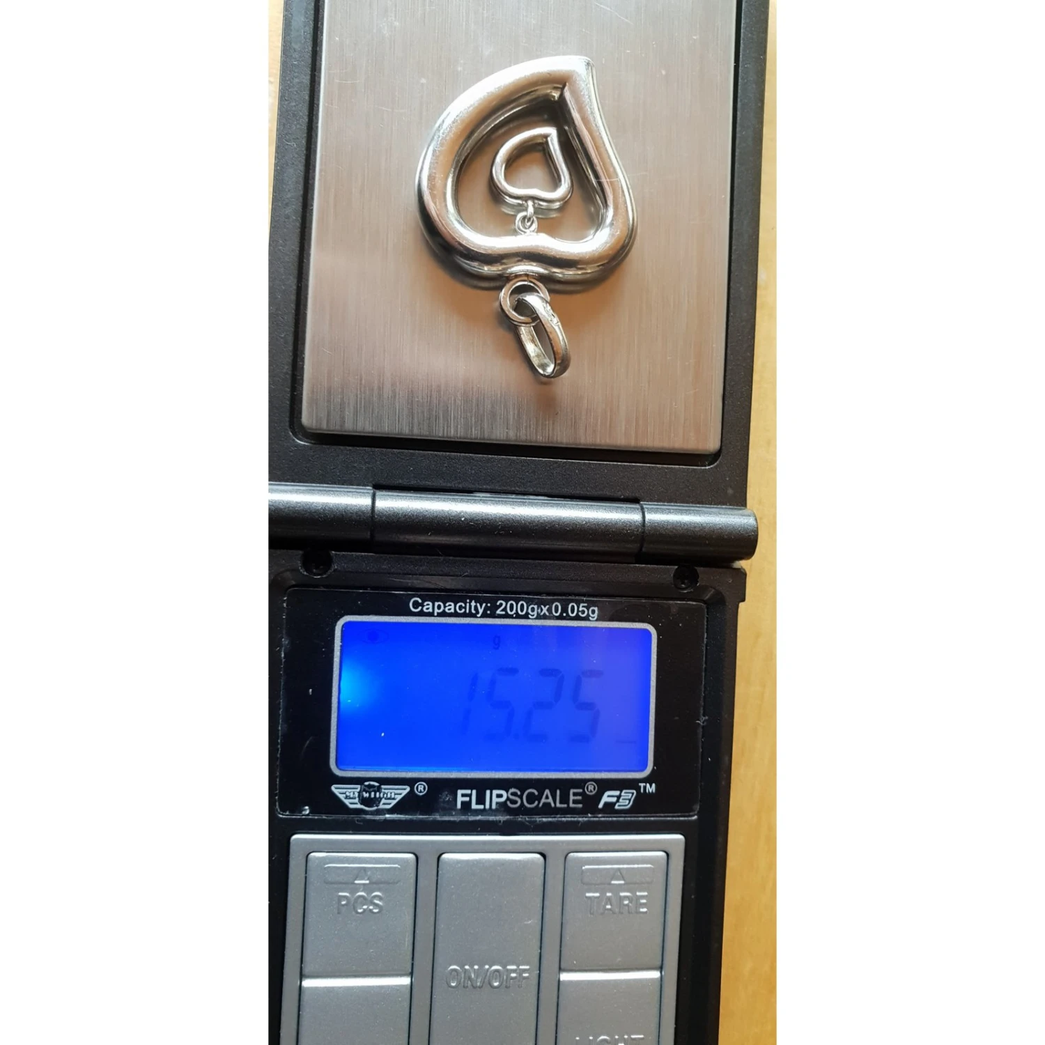 Yves Saint Laurent Coeur Argenté 5 Yves Saint Laurent Coeur Argenté – Image 3