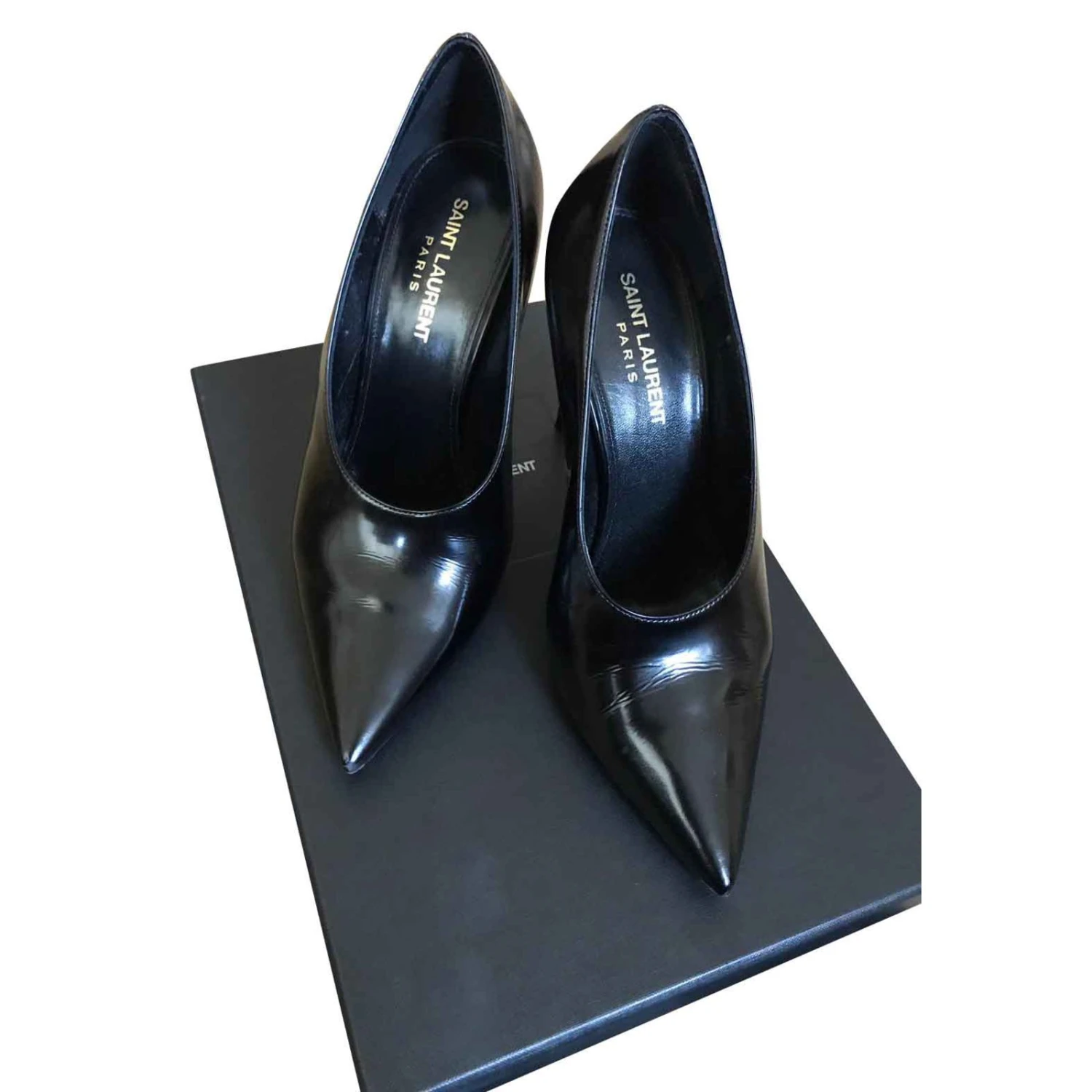 Yves Saint Laurent Pompe Teddy En Cuir Brillant Noir 4 Yves Saint Laurent Pompe Teddy En Cuir Brillant Noir – Image 2