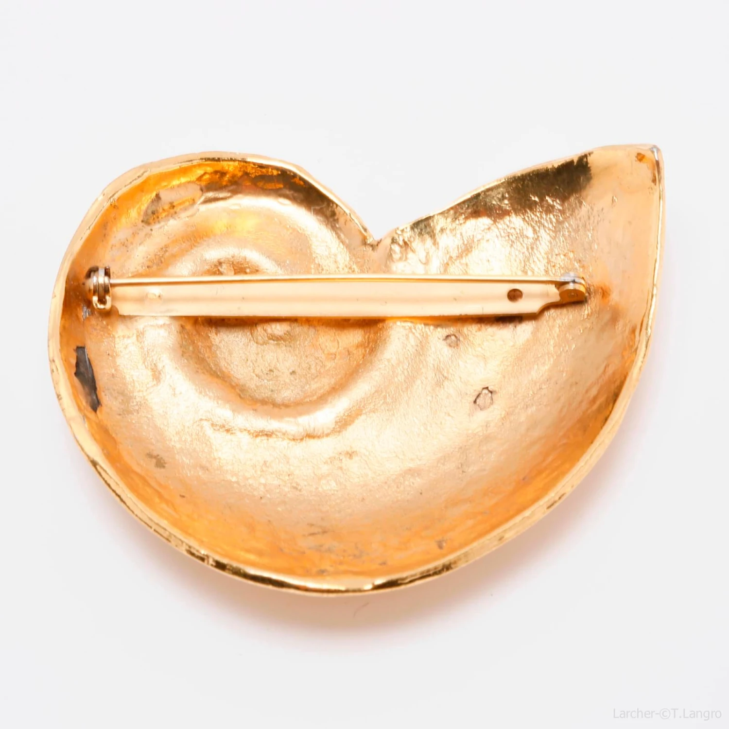 Yves Saint Laurent Escargot Par Robert Goossens Doré 5 Yves Saint Laurent Escargot Par Robert Goossens Doré – Image 3