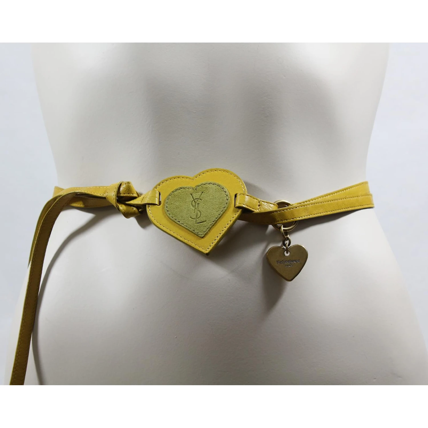 Yves Saint Laurent Ceinture Cœur Jaune 5 Yves Saint Laurent Ceinture Cœur Jaune – Image 3