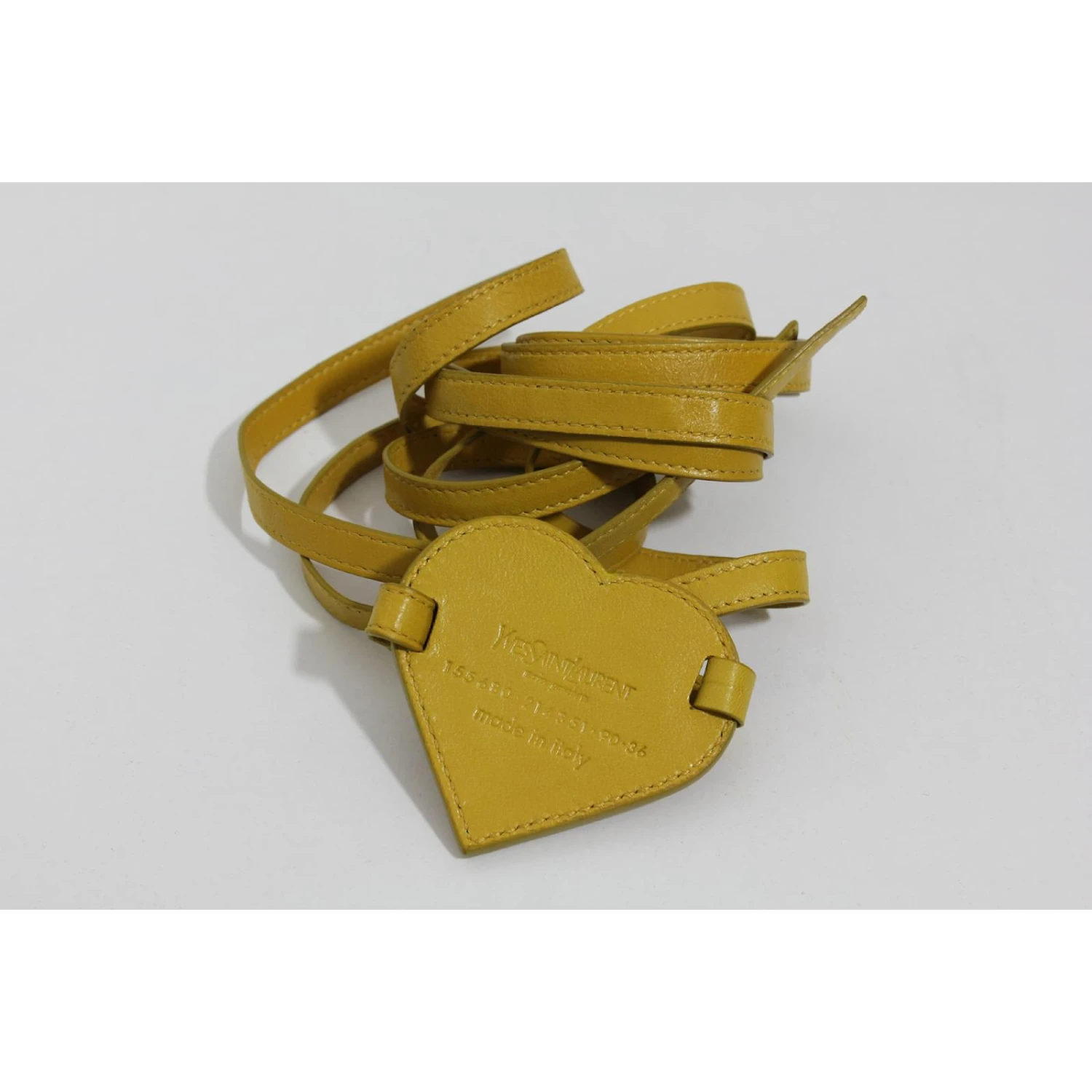 Yves Saint Laurent Ceinture Cœur Jaune 8 Yves Saint Laurent Ceinture Cœur Jaune – Image 6