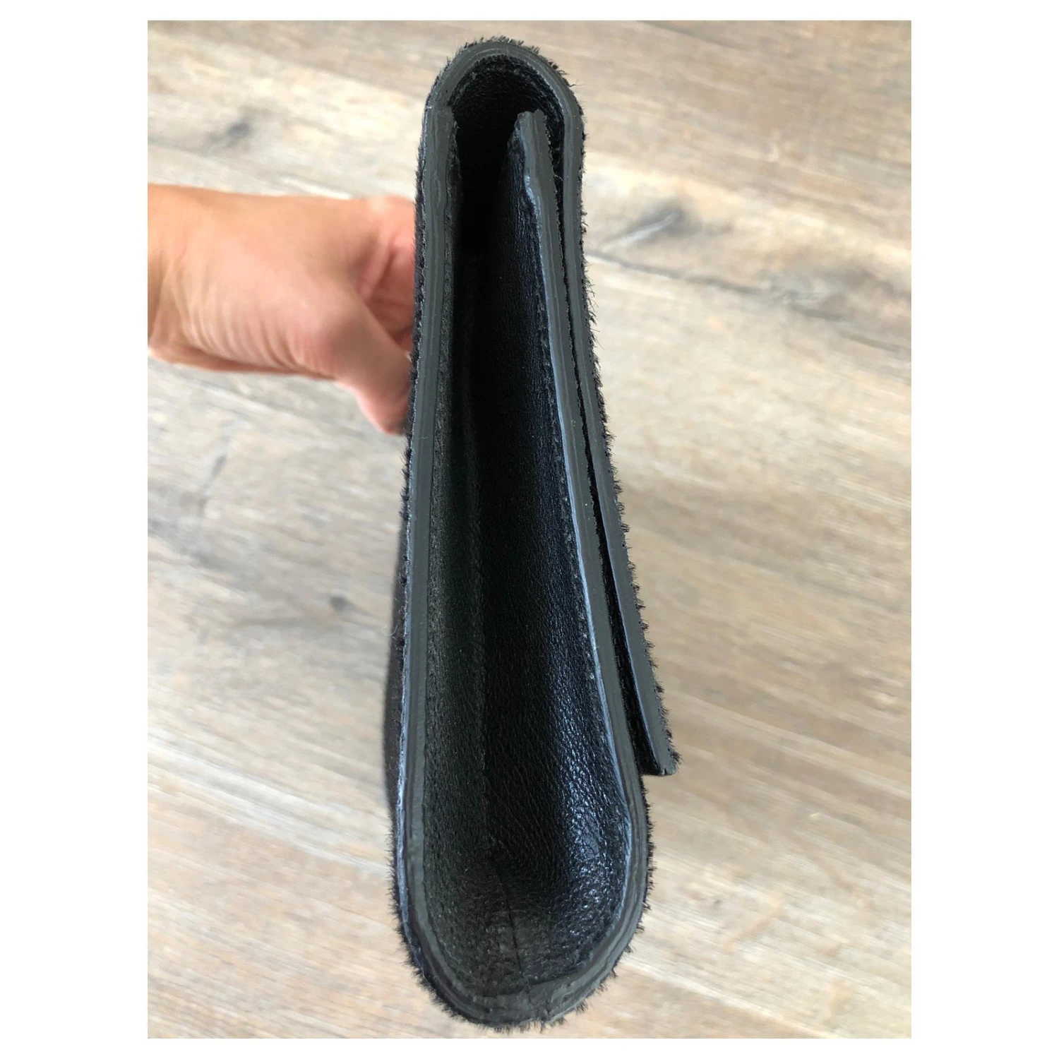 Yves Saint Laurent Chyc Noir Imprimé Léopard Bleu Foncé 5 Yves Saint Laurent Chyc Noir Imprimé Léopard Bleu Foncé – Image 3