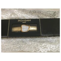 Yves Saint Laurent Visage De Coeur, Chiffres Romains Doré 14 Yves Saint Laurent Visage De Coeur, Chiffres Romains Doré -Yves Saint Laurent 155628 4