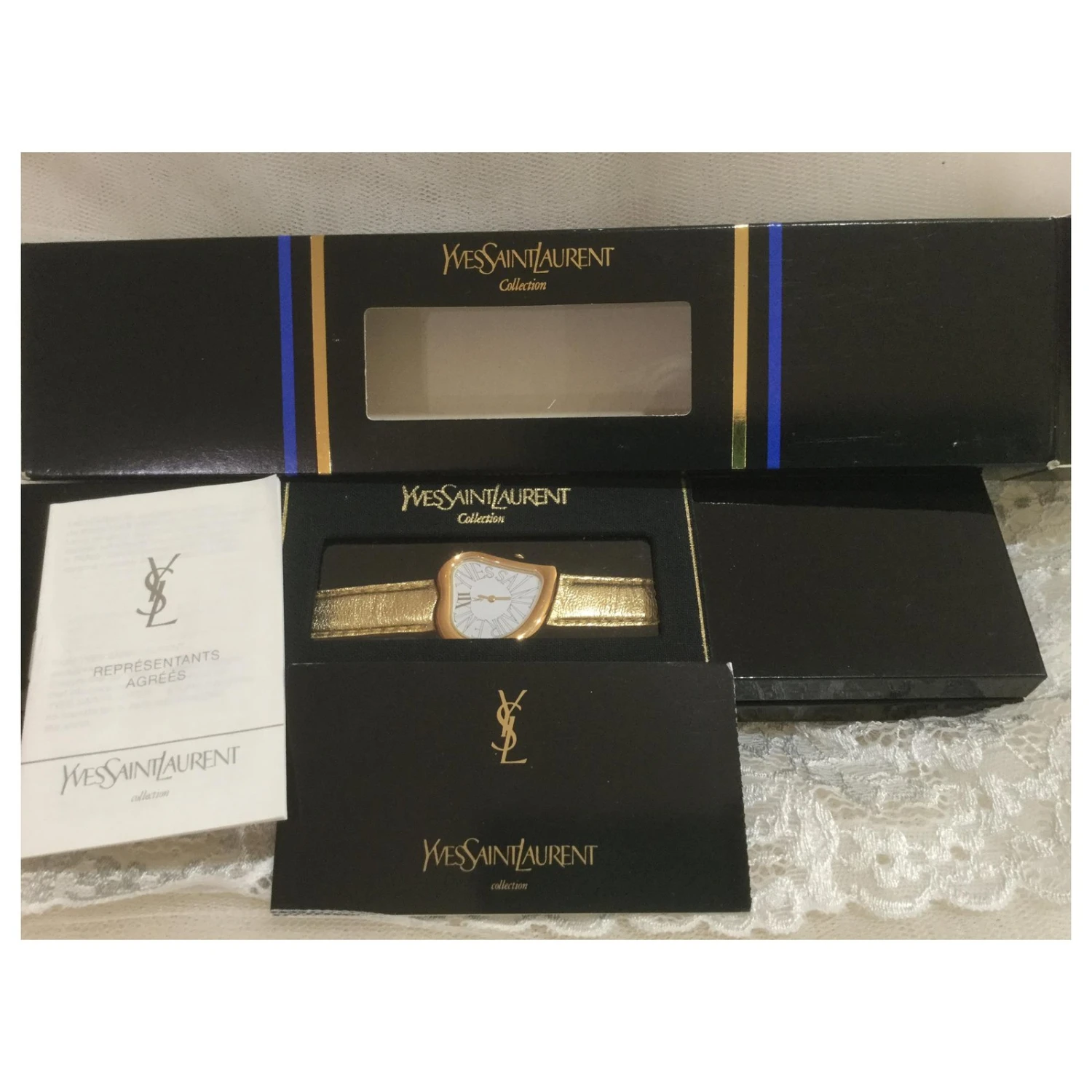 Yves Saint Laurent Visage De Coeur, Chiffres Romains Doré 7 Yves Saint Laurent Visage De Coeur, Chiffres Romains Doré – Image 5