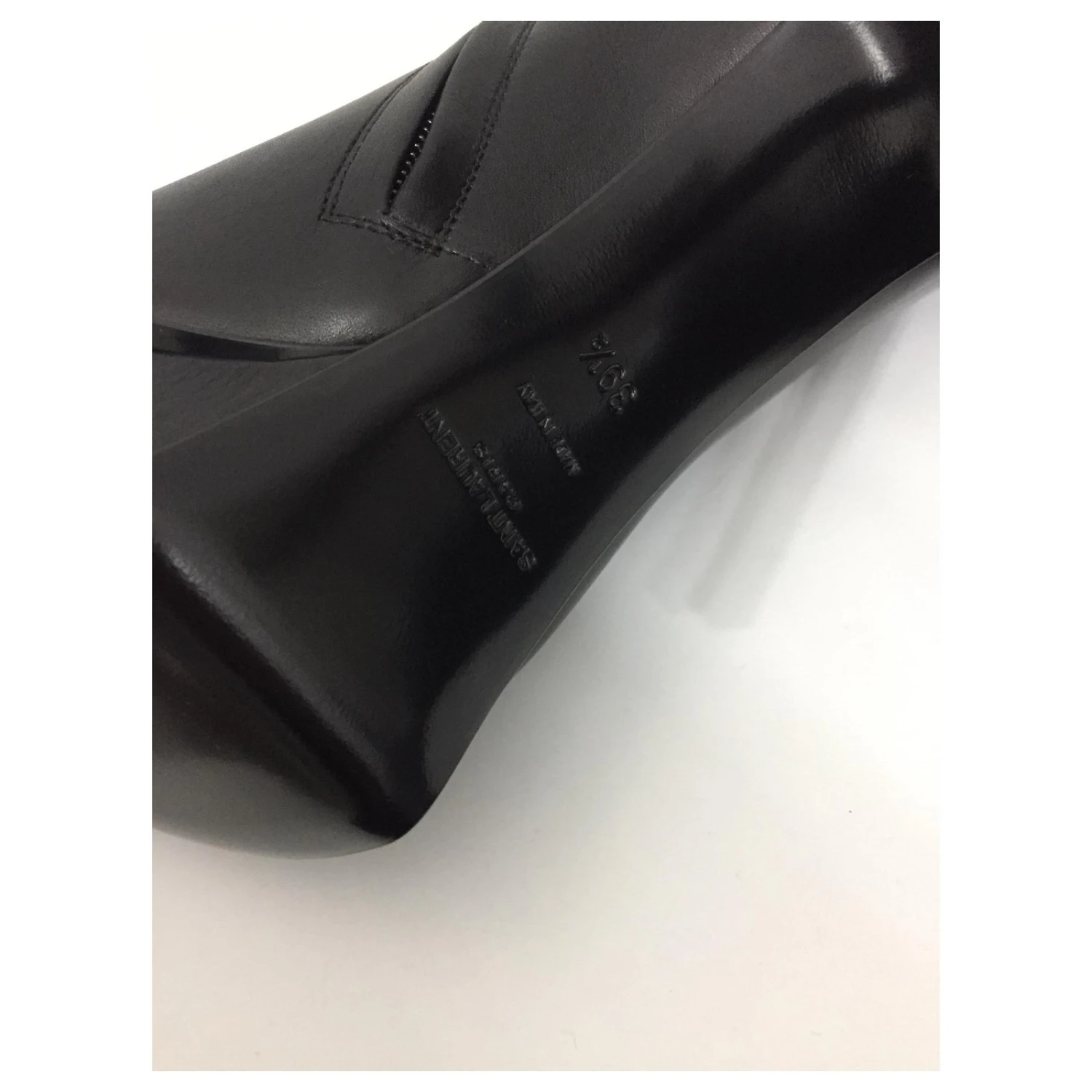 Yves Saint Laurent Bottines Cuir Et Ressemelées Noir 5 Yves Saint Laurent Bottines Cuir Et Ressemelées Noir – Image 3