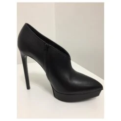 Yves Saint Laurent Bottines Cuir Et Ressemelées Noir 12 Yves Saint Laurent Bottines Cuir Et Ressemelées Noir -Yves Saint Laurent 162655 4