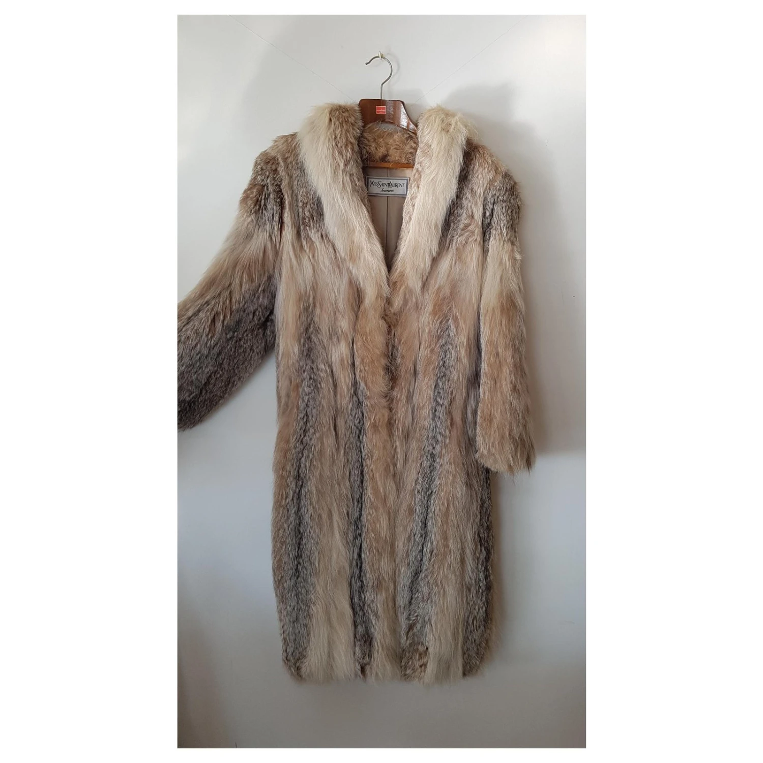 Manteau Lynx Yves Saint Laurent. Crème 5 Manteau Lynx Yves Saint Laurent. Crème – Image 3