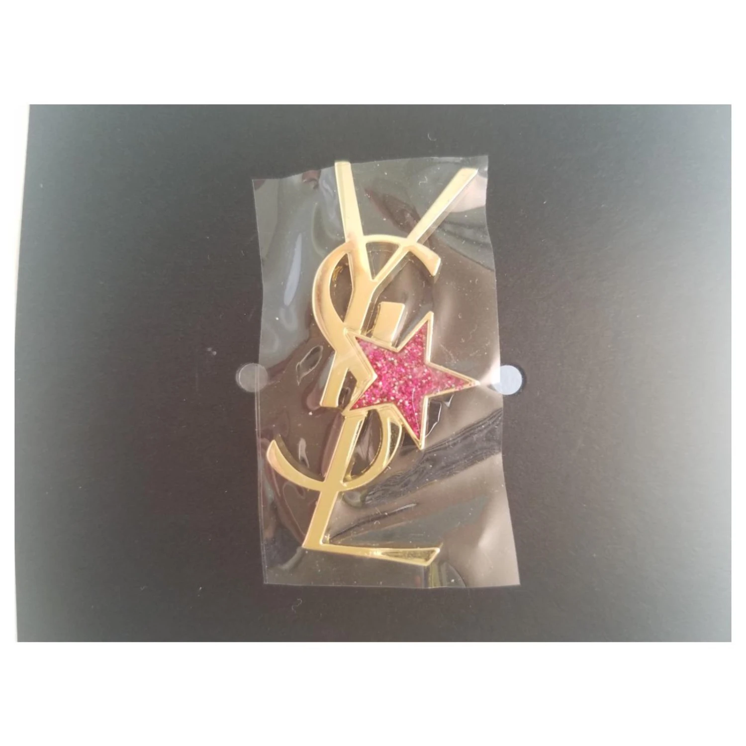 Yves Saint Laurent Broche Doré 6 Yves Saint Laurent Broche Doré – Image 4