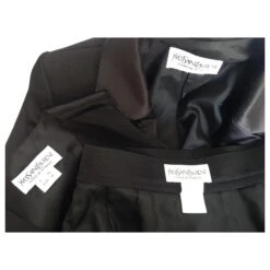 Yves Saint Laurent Jupe Noir -Yves Saint Laurent 186032 8