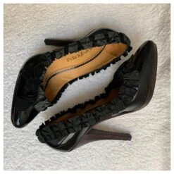 Yves Saint Laurent Escarpins Brevetés YSL Vintage Noir -Yves Saint Laurent 193727 10