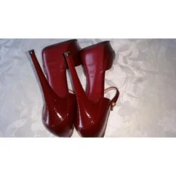 Yves Saint Laurent Escarpins Bordeaux 19 Yves Saint Laurent Escarpins Bordeaux -Yves Saint Laurent 20112 9