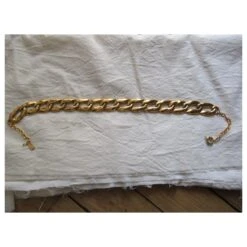 Yves Saint Laurent Ras De Cou, Mailles Plates. Doré 10 Yves Saint Laurent Ras De Cou, Mailles Plates. Doré -Yves Saint Laurent 223105 3