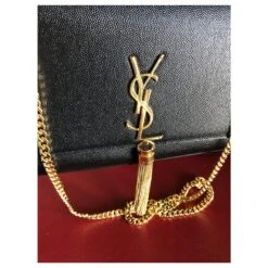 Yves Saint Laurent Pochette YSL Kate Avec Pompon Noir 11 Yves Saint Laurent Pochette YSL Kate Avec Pompon Noir -Yves Saint Laurent 243957 2