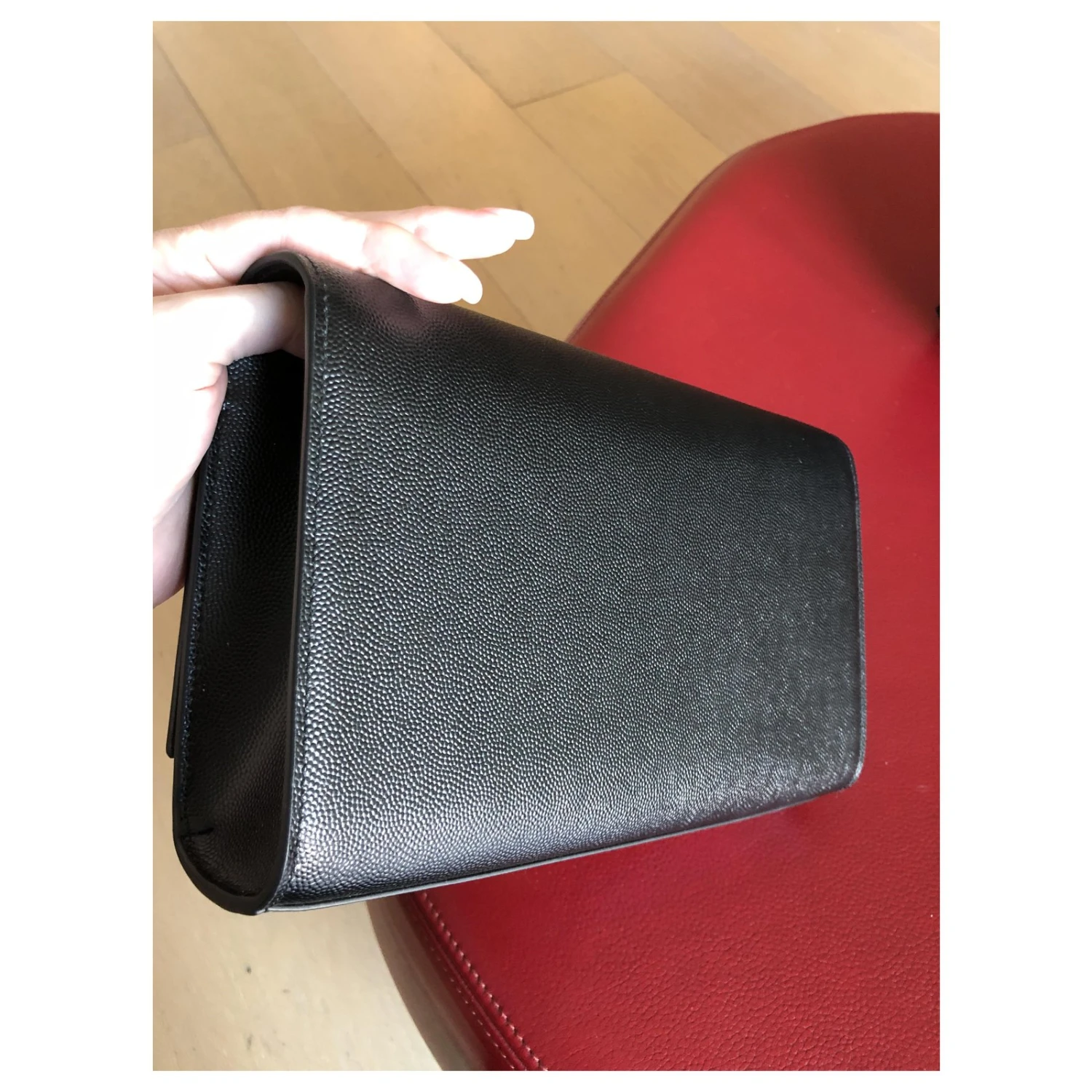 Yves Saint Laurent Pochette YSL Kate Avec Pompon Noir 6 Yves Saint Laurent Pochette YSL Kate Avec Pompon Noir – Image 4