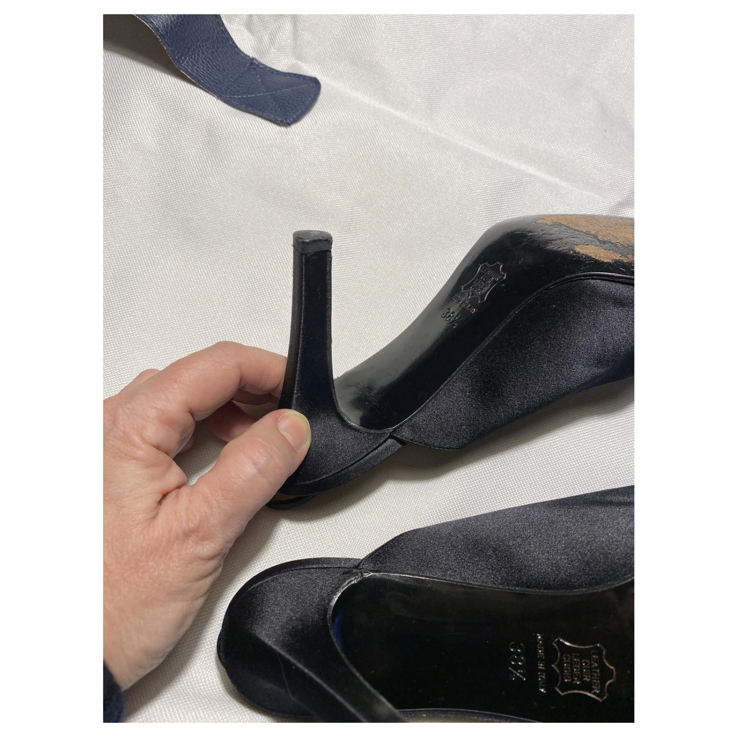 Yves Saint Laurent Décolleté Noir 7 Yves Saint Laurent Décolleté Noir – Image 5