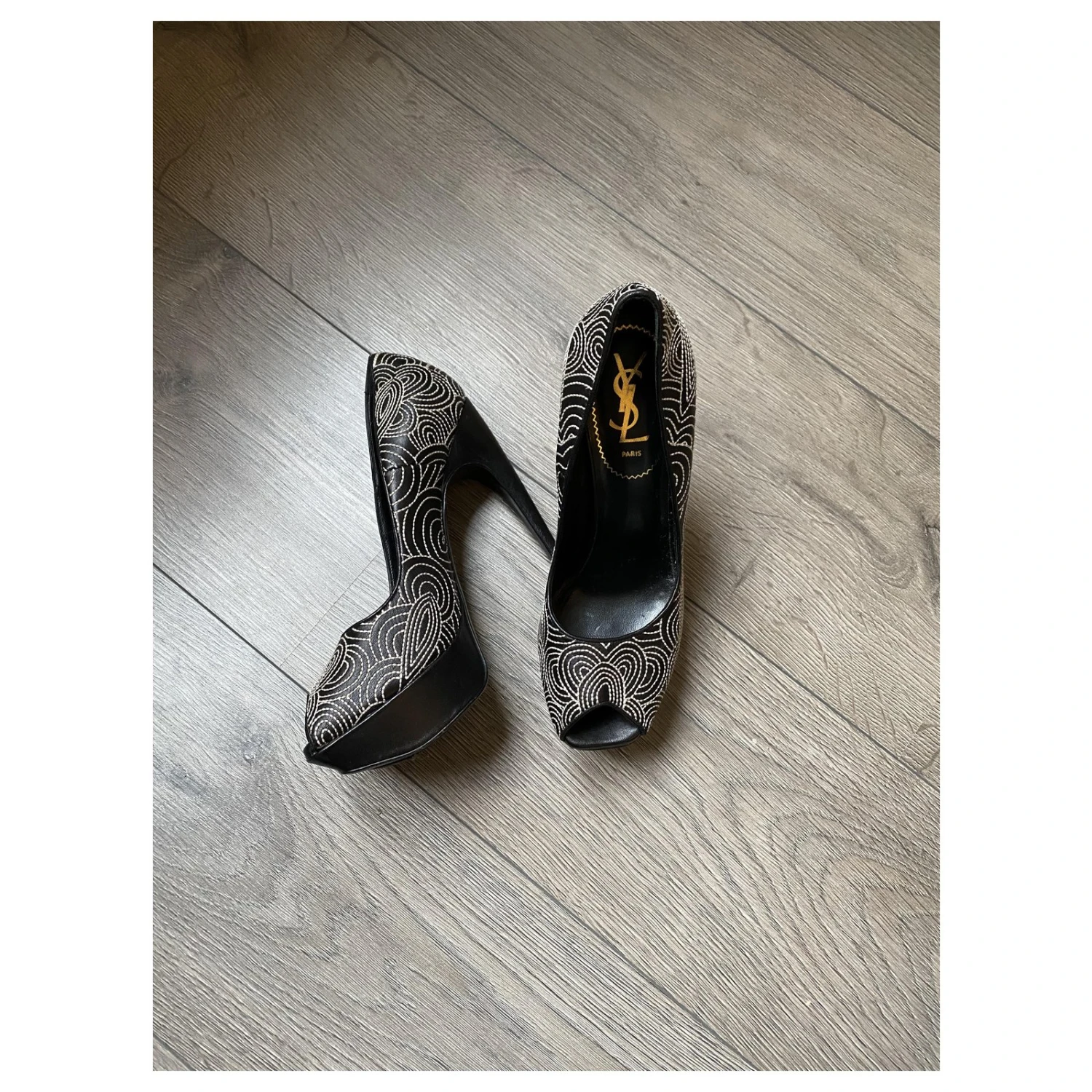 Yves Saint Laurent Escarpins Yves Saint-Laurent Noir 9 Yves Saint Laurent Escarpins Yves Saint-Laurent Noir – Image 7