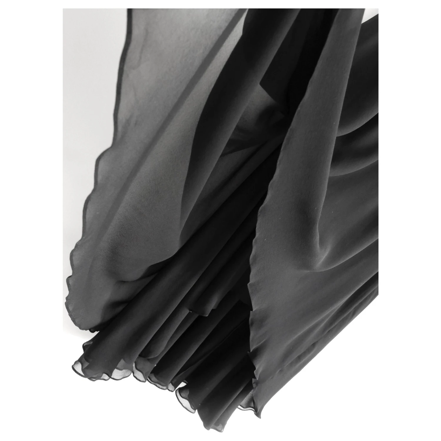 Yves Saint Laurent SS94 Jupe Haute Basse En Soie Noir 4 Yves Saint Laurent SS94 Jupe Haute Basse En Soie Noir – Image 2