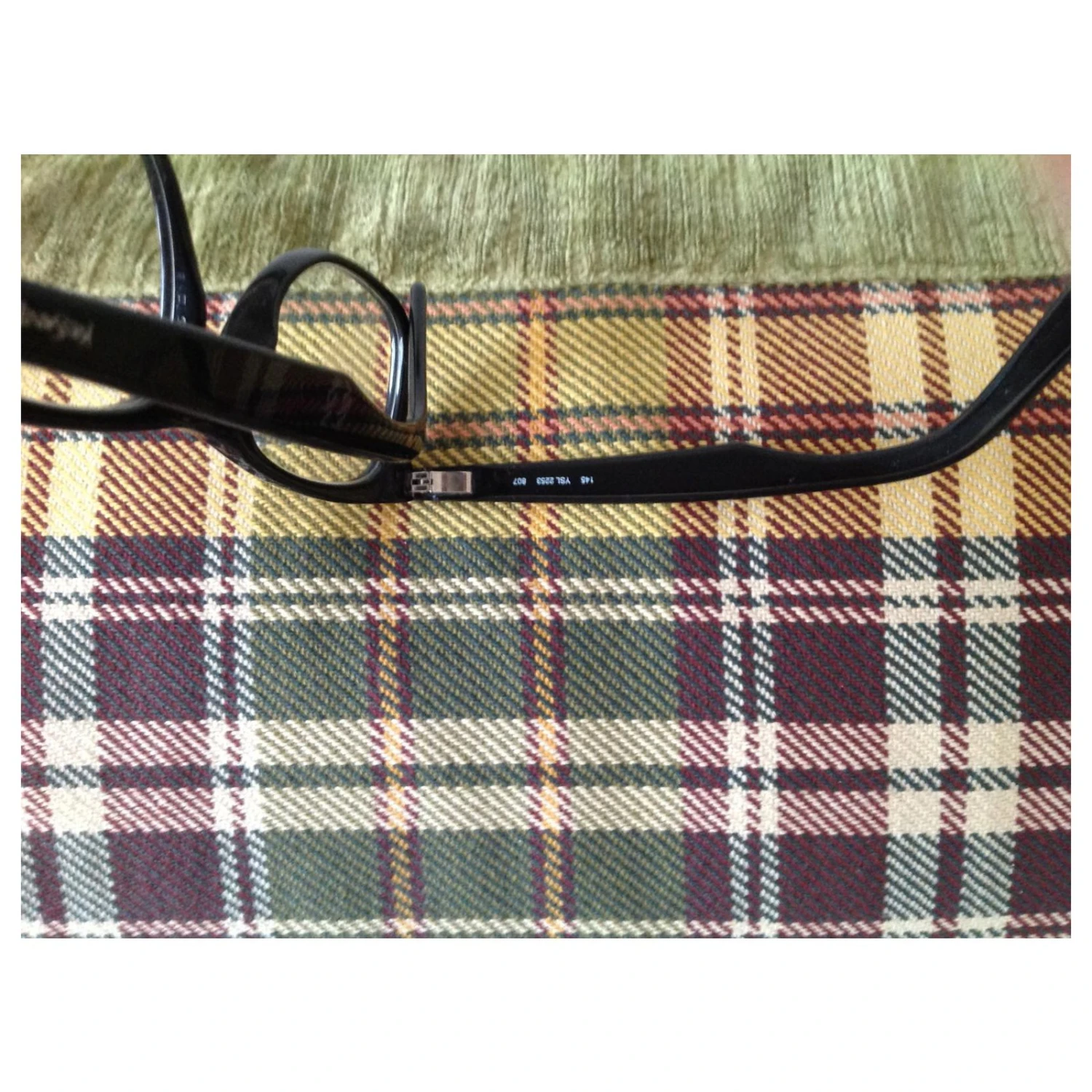 Yves Saint Laurent Des Lunettes De Soleil Noir 9 Yves Saint Laurent Des Lunettes De Soleil Noir – Image 7