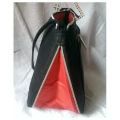 Yves Saint Laurent Pochettes Noir 11 Yves Saint Laurent Pochettes Noir -Yves Saint Laurent 308265 3