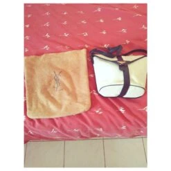 Yves Saint Laurent Modele Année 1995 Blanc 5 Yves Saint Laurent Modele Année 1995 Blanc -Yves Saint Laurent 312320 2