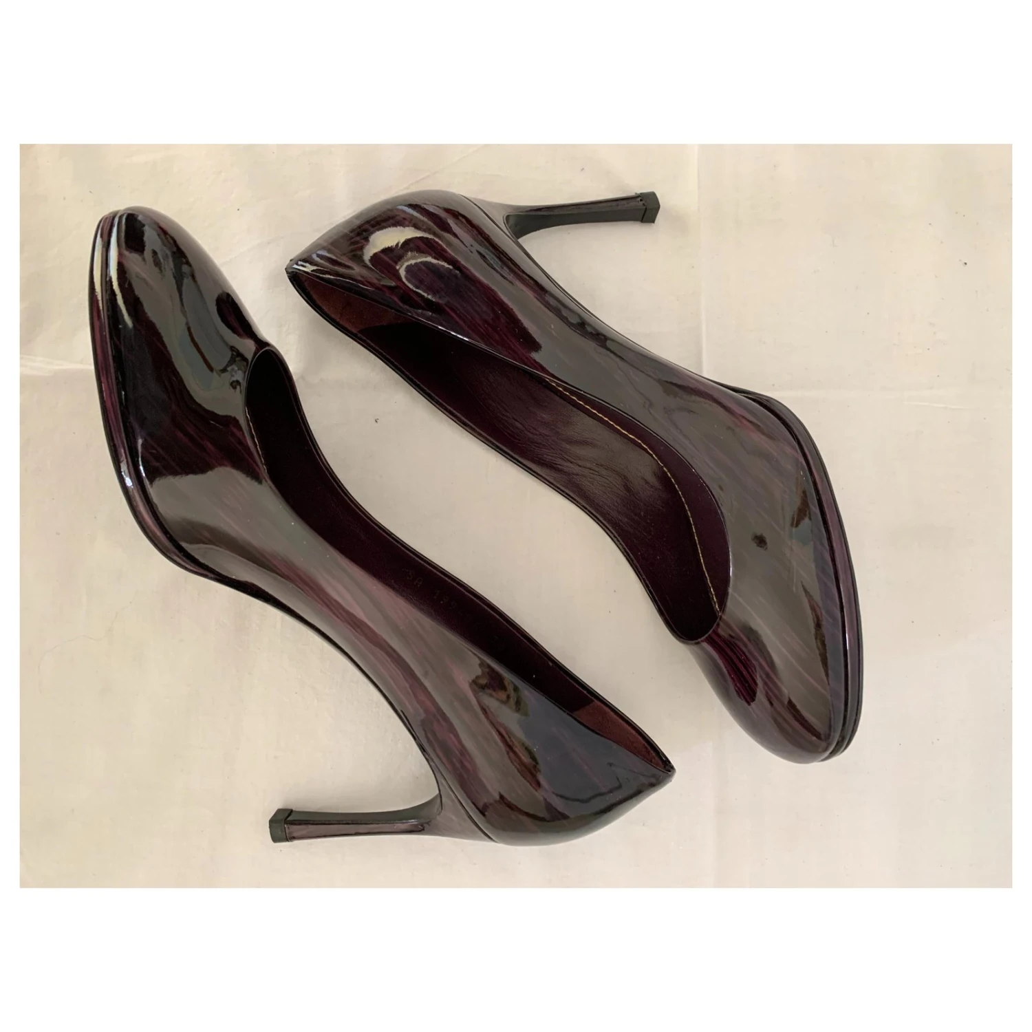 Yves Saint Laurent Escarpins Vernis Peints Multicolore 8 Yves Saint Laurent Escarpins Vernis Peints Multicolore – Image 6