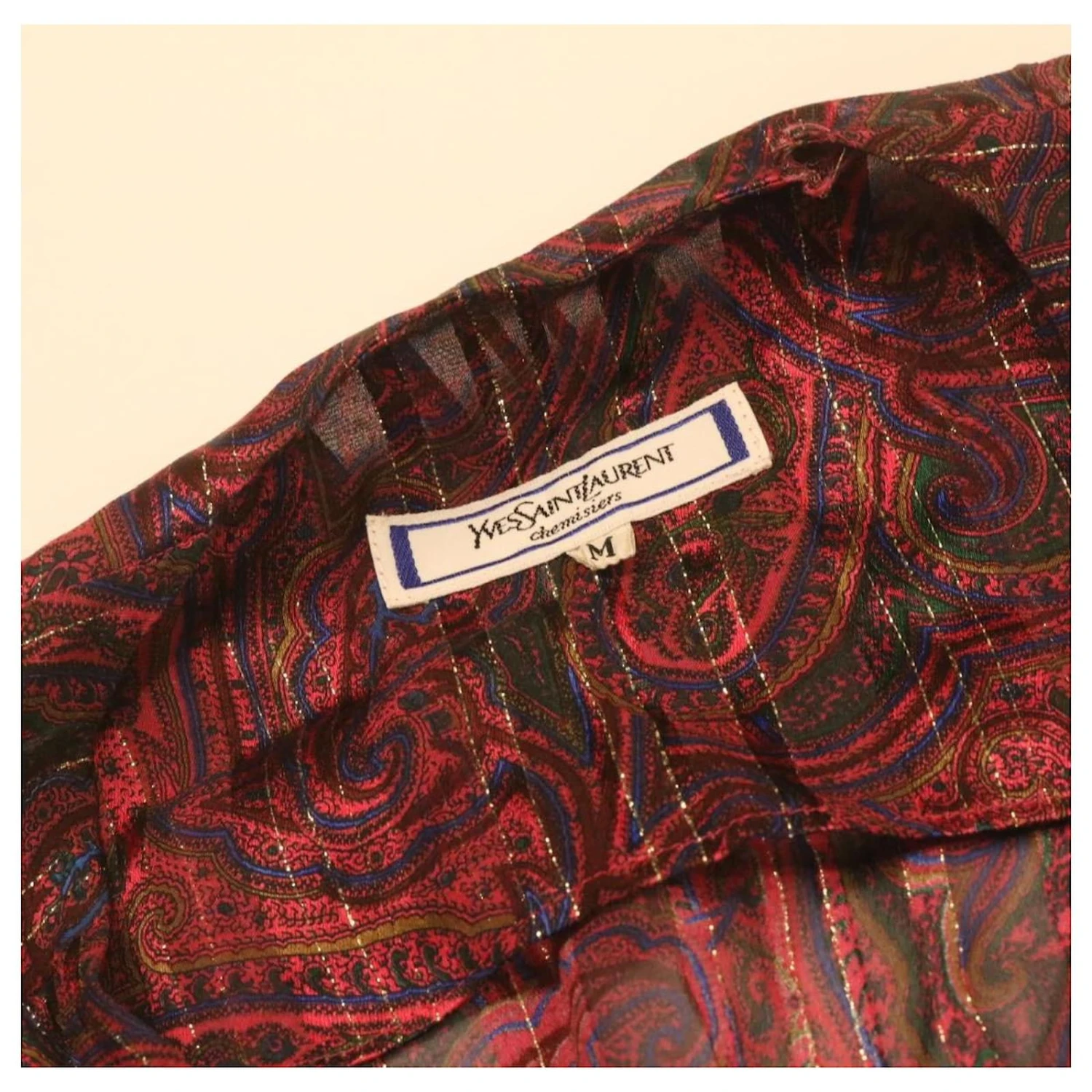 Chemise YVES SAINT LAURENT Noir Polyester YSL Auth Ar4144 Rouge 8 Chemise YVES SAINT LAURENT Noir Polyester YSL Auth Ar4144 Rouge – Image 6