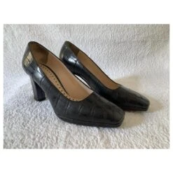 Yves Saint Laurent Escarpins En Cuir Imprimé Vintage Noir 14 Yves Saint Laurent Escarpins En Cuir Imprimé Vintage Noir -Yves Saint Laurent 342566 3
