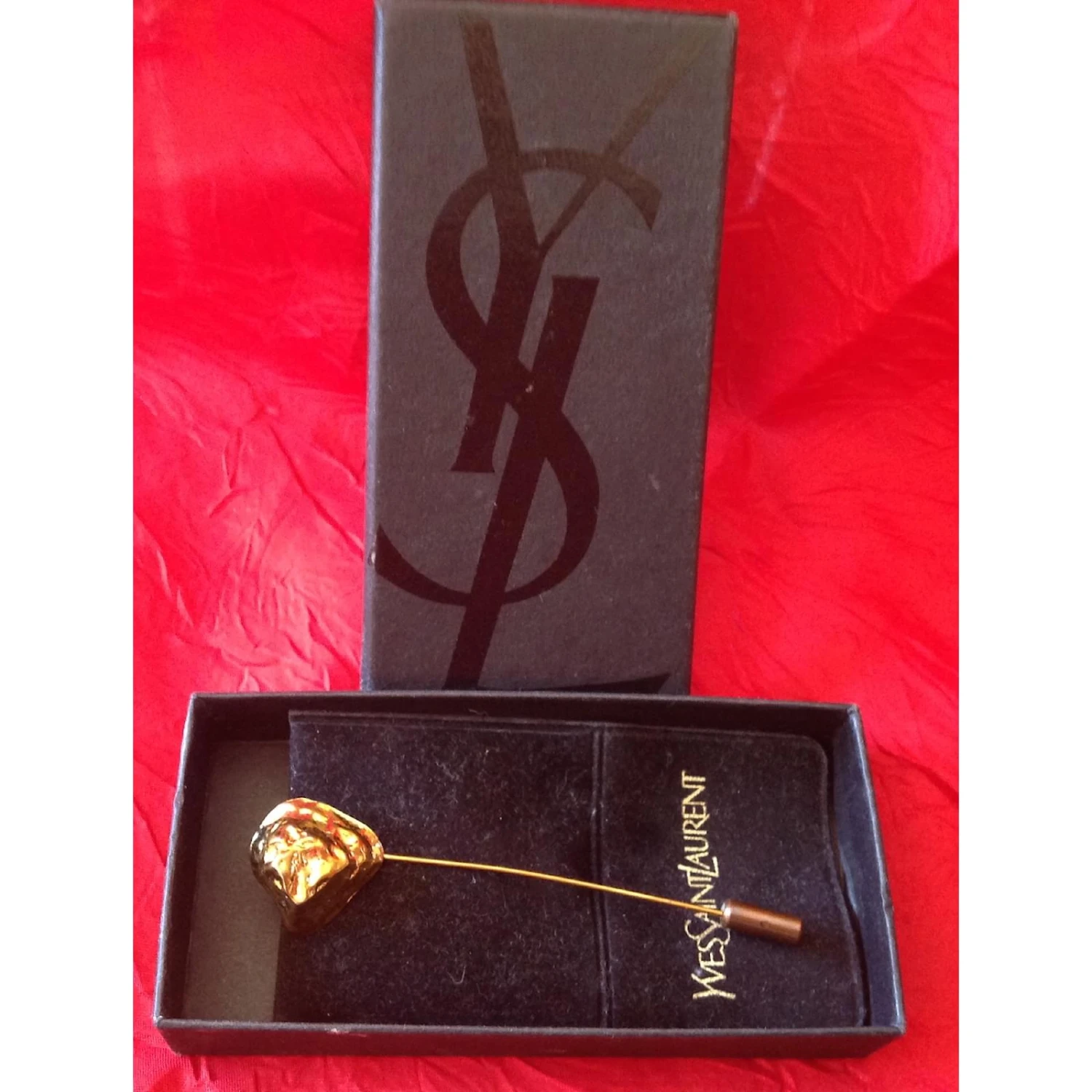 Yves Saint Laurent ÉPINGLE DE FOULARD Doré 7 Yves Saint Laurent ÉPINGLE DE FOULARD Doré – Image 5