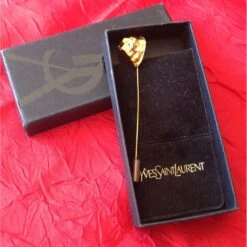 Yves Saint Laurent ÉPINGLE DE FOULARD Doré 14 Yves Saint Laurent ÉPINGLE DE FOULARD Doré -Yves Saint Laurent 37906 6