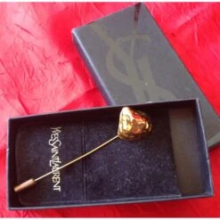 Yves Saint Laurent ÉPINGLE DE FOULARD Doré 15 Yves Saint Laurent ÉPINGLE DE FOULARD Doré -Yves Saint Laurent 37906 7