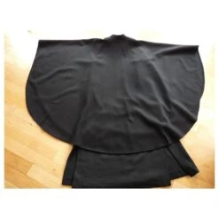 Yves Saint Laurent Manteaux, Vêtements D'extérieur Noir -Yves Saint Laurent 396244 4