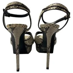 Yves Saint Laurent Sandales à Plateforme Tribute Effet Peau De Serpent Saint Laurent En Cuir Multicolore 19 Yves Saint Laurent Sandales à Plateforme Tribute Effet Peau De Serpent Saint Laurent En Cuir Multicolore -Yves Saint Laurent 420765 8