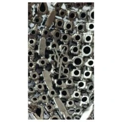 BROCHE YVES SAINT LAURENT QUORE EN MÉTAL ET CRISTAL Noir Métallisé 10 BROCHE YVES SAINT LAURENT QUORE EN MÉTAL ET CRISTAL Noir Métallisé -Yves Saint Laurent 439050 4