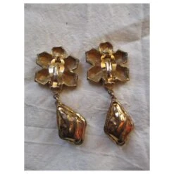 Yves Saint Laurent Clips Dorés, Baroques. -Yves Saint Laurent 443944 3