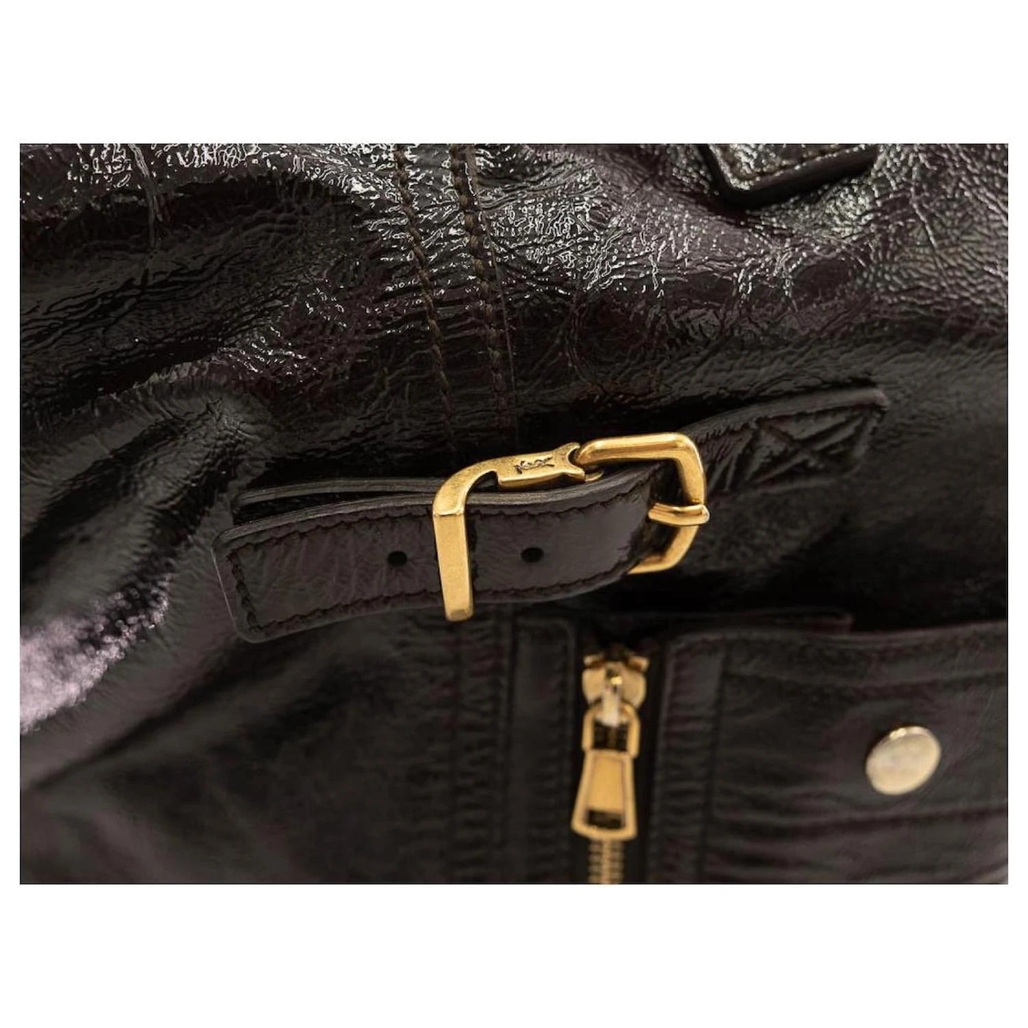 Yves Saint Laurent Saint Laurent Downtown Cuir Vernis Violet Foncé 9 Yves Saint Laurent Saint Laurent Downtown Cuir Vernis Violet Foncé – Image 7