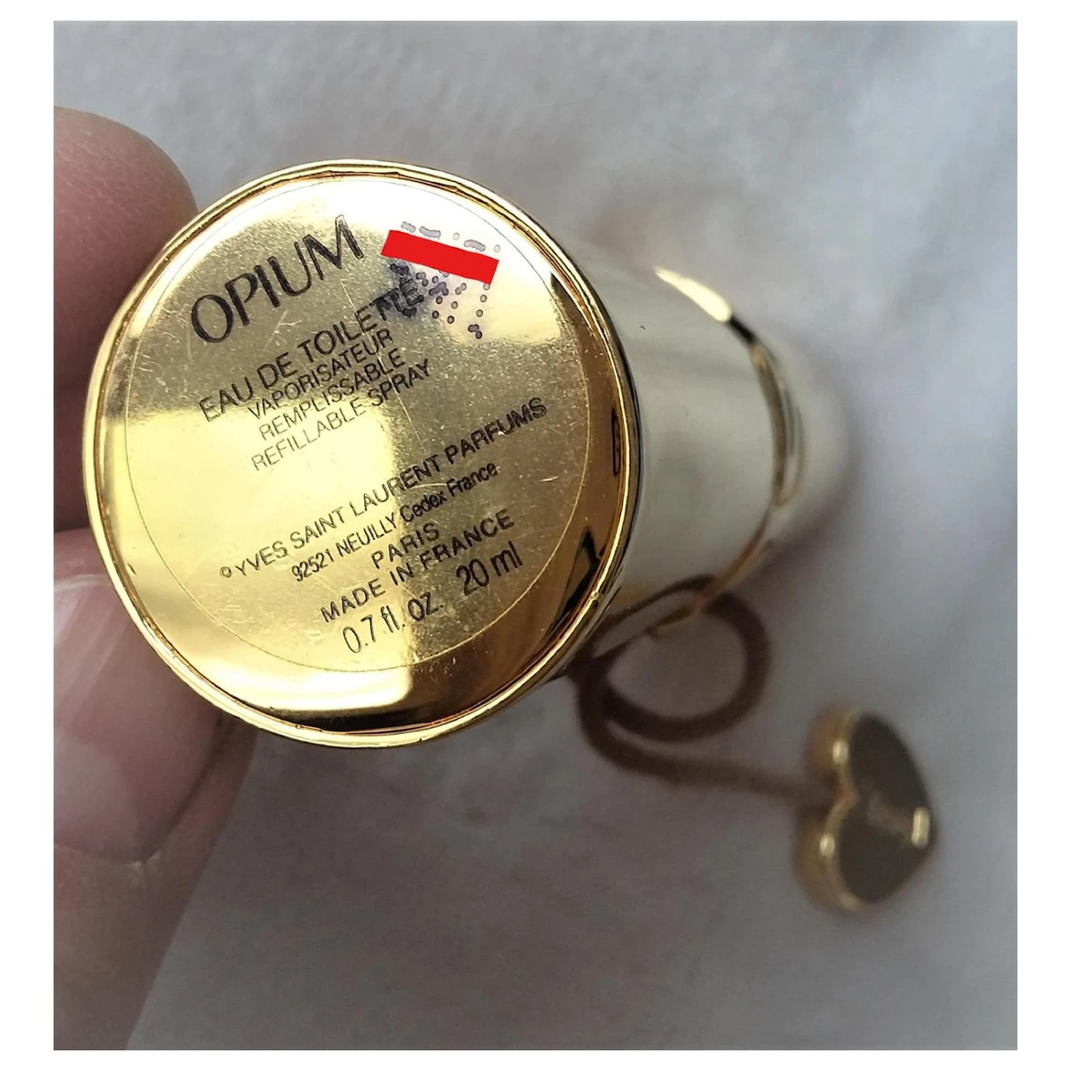 Yves Saint Laurent 1980’s – Rare Vaporisateur Doré Remplissable 20 Ml (numéro De Série) Marron Clair Bijouterie Dorée 9 Yves Saint Laurent 1980’s – Rare Vaporisateur Doré Remplissable 20 Ml (numéro De Série) Marron Clair Bijouterie Dorée – Image 7