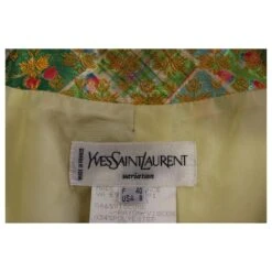 VESTE VERTE IMPRIMÉ FLORAL MÉTALLISÉ YVES SAINT LAURENT 9 VESTE VERTE IMPRIMÉ FLORAL MÉTALLISÉ YVES SAINT LAURENT -Yves Saint Laurent 572595 2