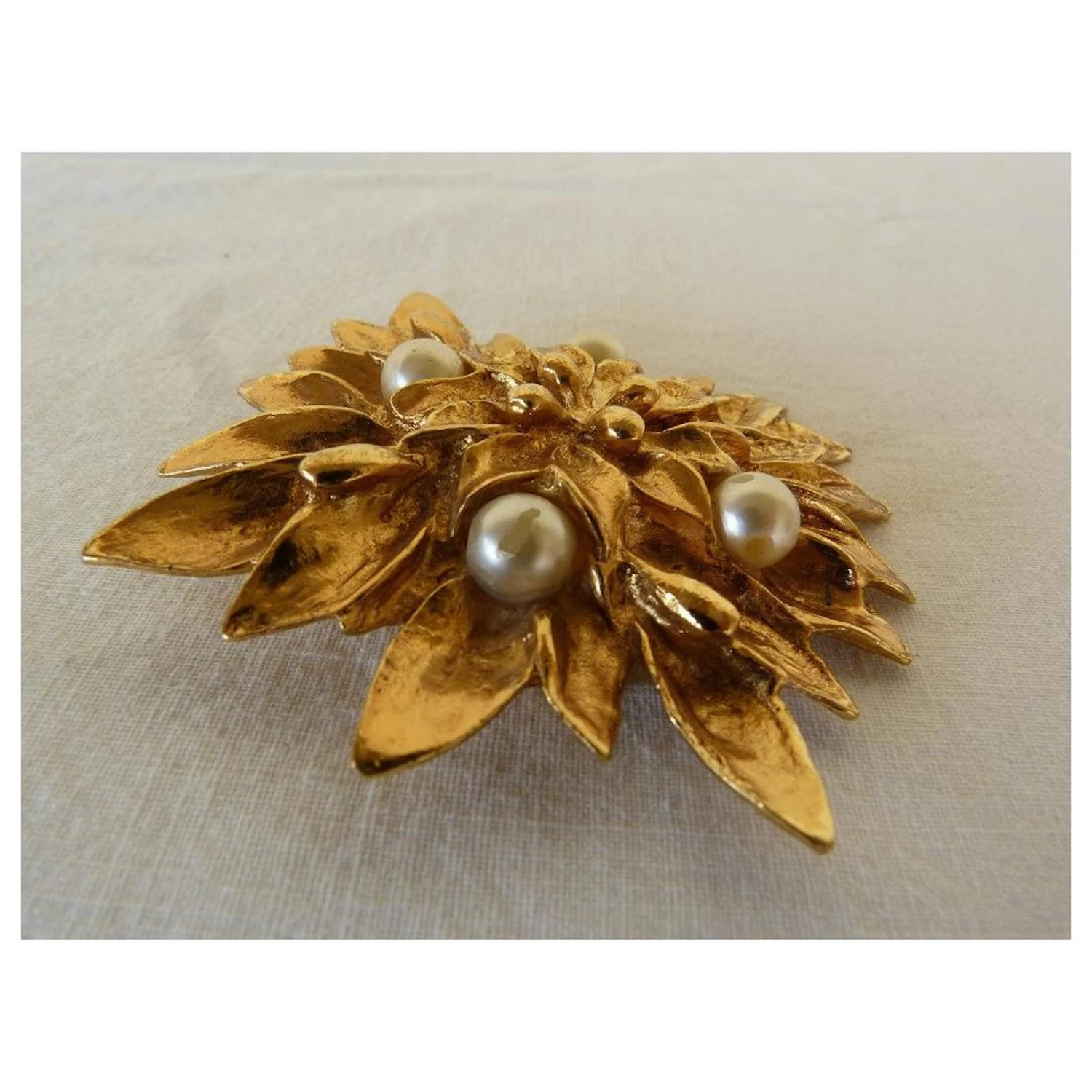 Yves Saint Laurent Broches Et Broches Doré Blanc Cassé 9 Yves Saint Laurent Broches Et Broches Doré Blanc Cassé – Image 7