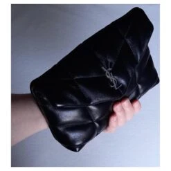 Yves Saint Laurent Petite Pochette Loulou Noir 19 Yves Saint Laurent Petite Pochette Loulou Noir -Yves Saint Laurent 604526 9
