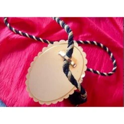 Yves Saint Laurent Minaudière Rigide Dorée 19 Yves Saint Laurent Minaudière Rigide Dorée -Yves Saint Laurent 67685 8