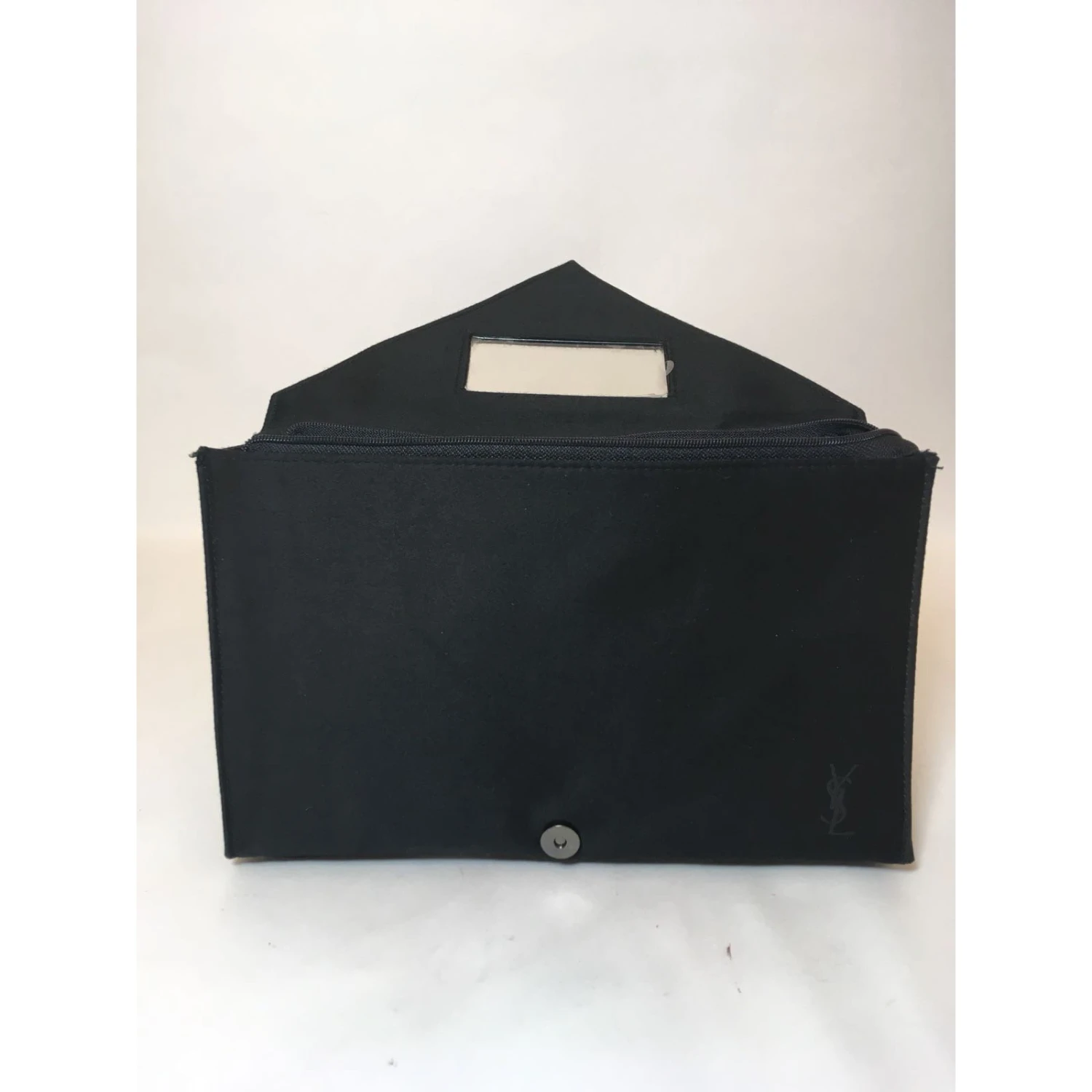 Yves Saint Laurent Pochette Noir 5 Yves Saint Laurent Pochette Noir – Image 3