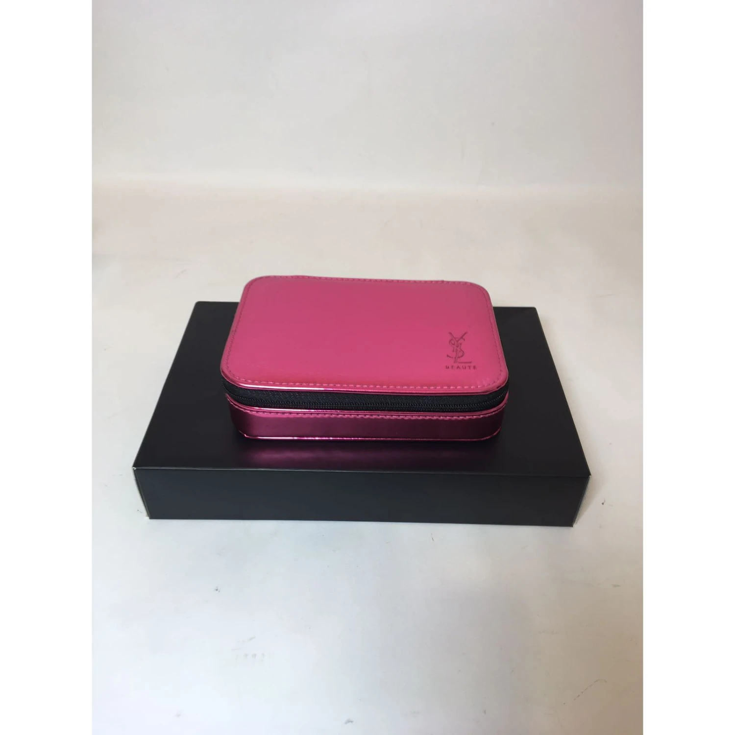 Yves Saint Laurent Vanity Rose 4 Yves Saint Laurent Vanity Rose – Image 2