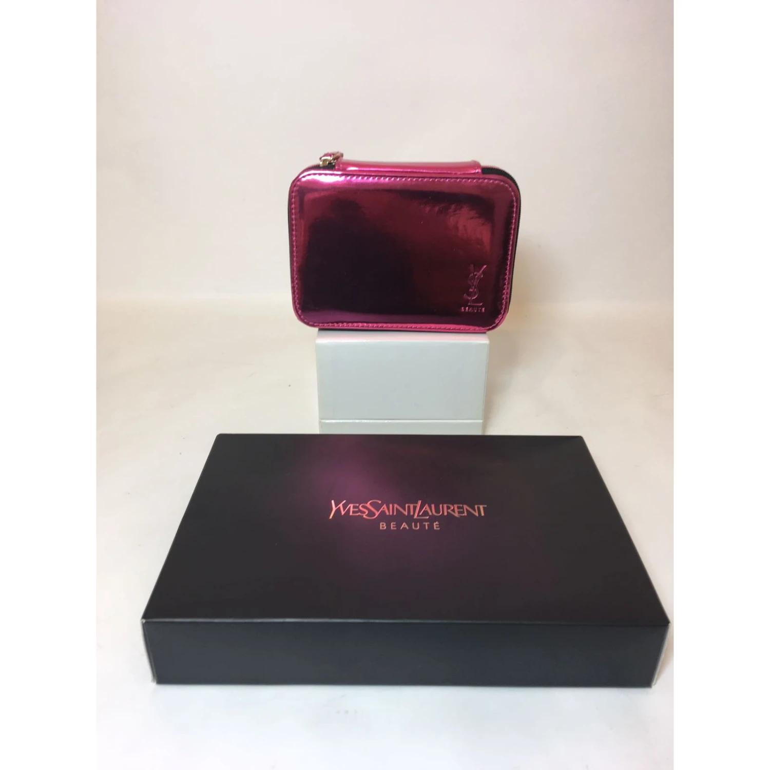 Yves Saint Laurent Vanity Rose 7 Yves Saint Laurent Vanity Rose – Image 5