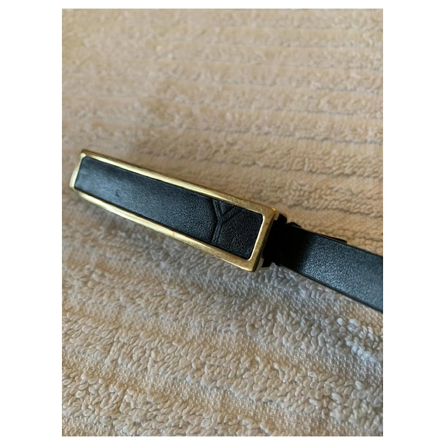 Yves Saint Laurent Ceinture Ultra Fine En Cuir Noir 4 Yves Saint Laurent Ceinture Ultra Fine En Cuir Noir – Image 2