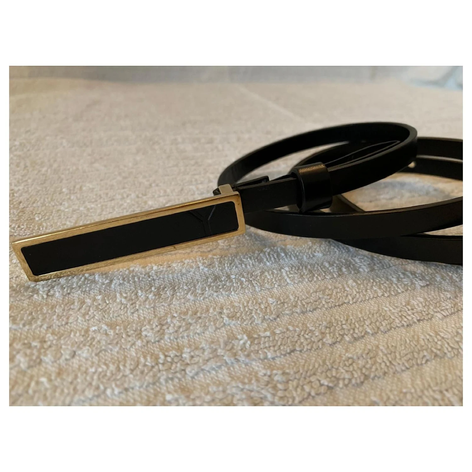 Yves Saint Laurent Ceinture Ultra Fine En Cuir Noir 8 Yves Saint Laurent Ceinture Ultra Fine En Cuir Noir – Image 6