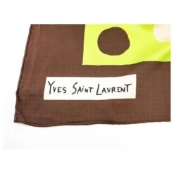 Yves Saint Laurent Écharpe En Soie Pop-of-Color Polka Dot Multicolore 9 Yves Saint Laurent Écharpe En Soie Pop-of-Color Polka Dot Multicolore -Yves Saint Laurent 745284 4