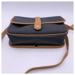 Yves Saint Laurent Sac à Bandoulière En Toile De Vinyle Texturé Noir Beige Gris -Yves Saint Laurent 750992 4