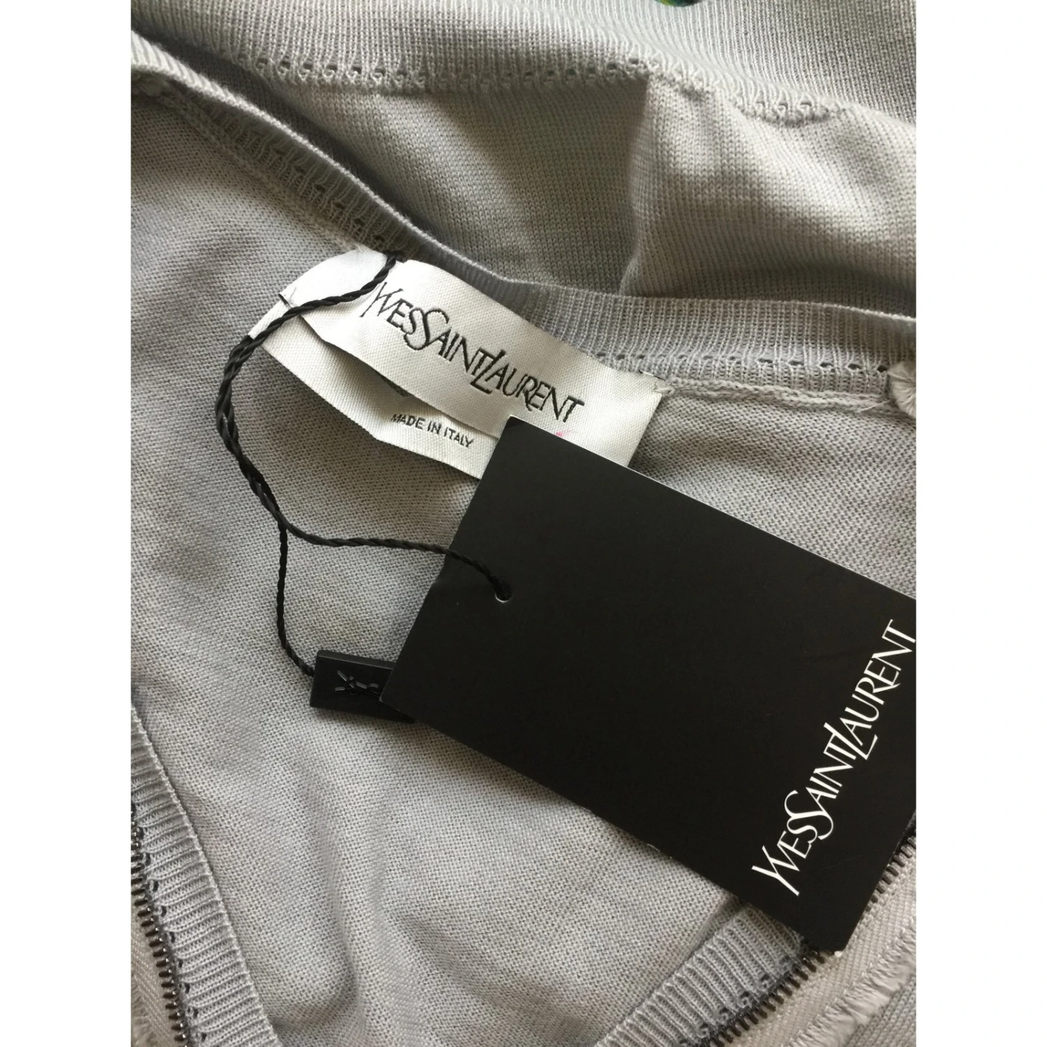 Yves Saint Laurent Pull Gris 6 Yves Saint Laurent Pull Gris – Image 4