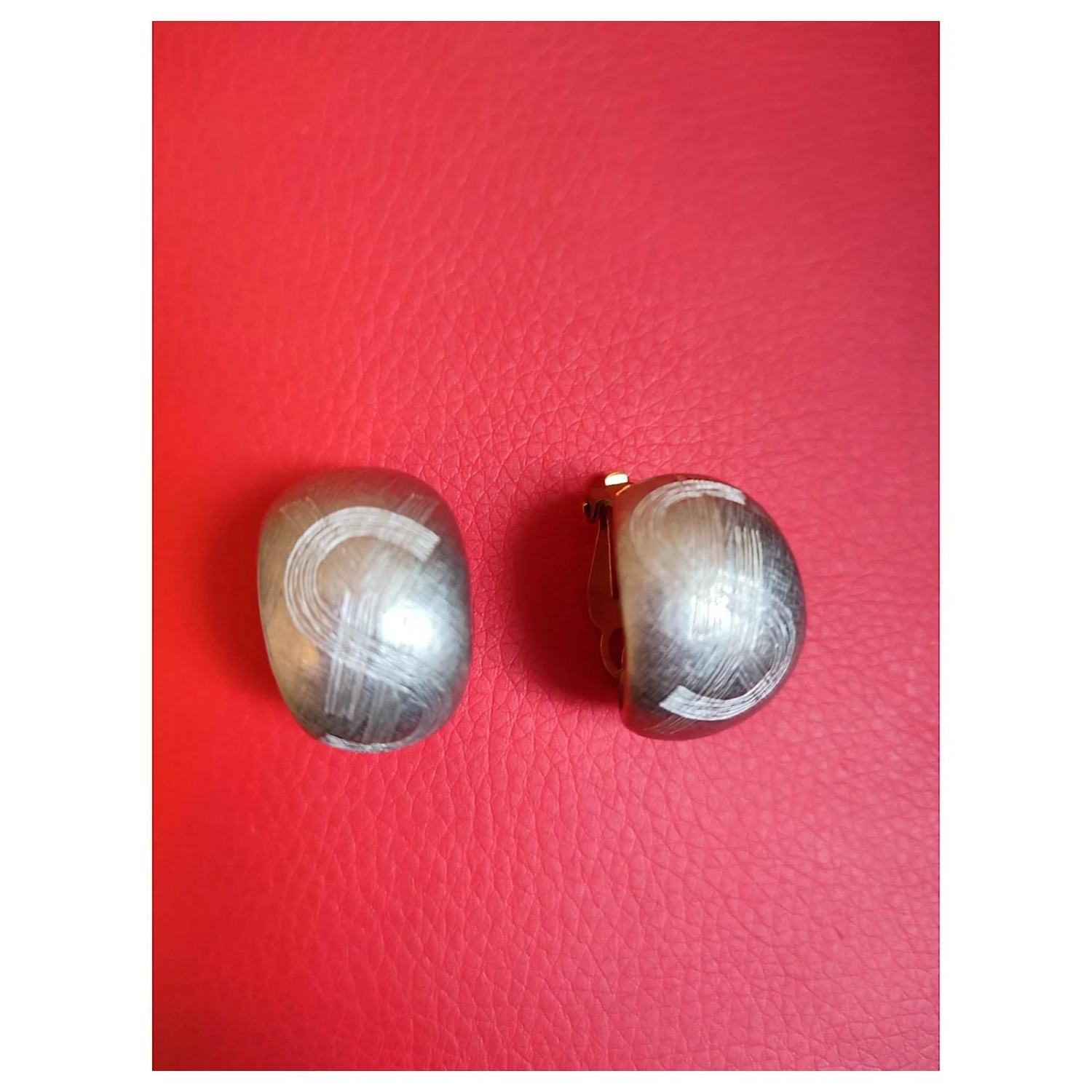 Yves Saint Laurent Boucles D'oreilles Clips Bijouterie Argentée 11 Yves Saint Laurent Boucles D'oreilles Clips Bijouterie Argentée – Image 9