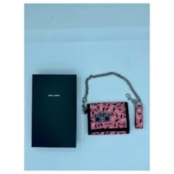 Yves Saint Laurent Portefeuille Yves-Saint-Laurent BUFFALO PINK NYLON RADIO Rose -Yves Saint Laurent 772770 10